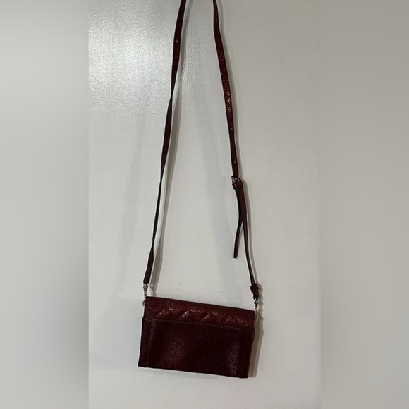 Guess Crossbody Purse Adjustable Removable Strap Juliet Wallet Burgundy Bag read - Picture 11 of 12